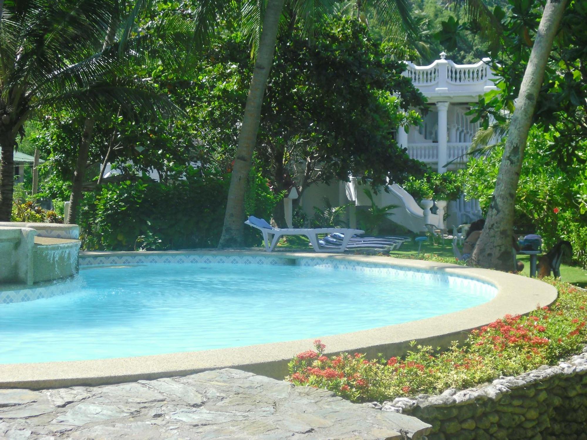 Blue Crystal Beach Resort Puerto Galera Exterior foto
