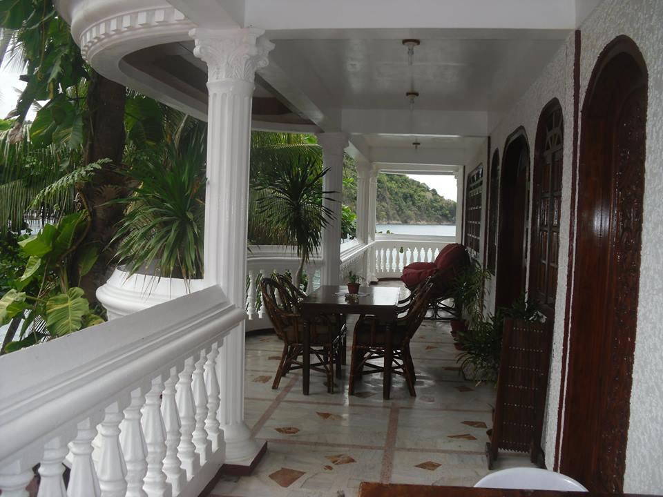 Blue Crystal Beach Resort Puerto Galera Exterior foto